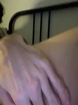 SnakeBit3s online show from February 2026 12:05:02 AM