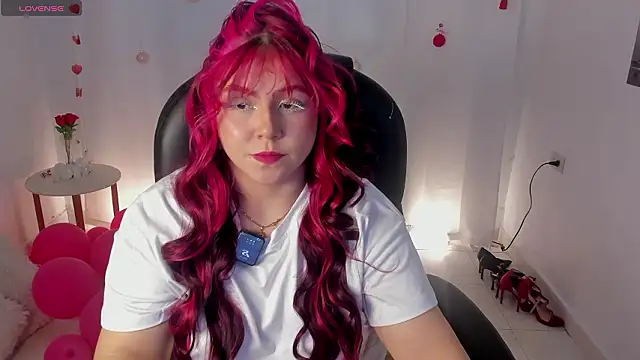 Snapshot of lanna__wilson chatting on February 2026 02:13:02 PM lanna wilson online show from February 2026 02:13:02 PM