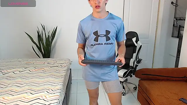 DarrenColleen online show from June 2026 11:41:01 PM