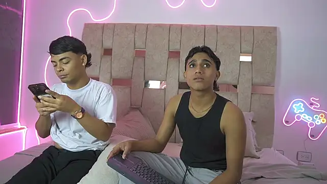 Snapshot of LiamJaxon chatting on February 2026 03:46:02 AM LiamJaxon online show from February 2026 03:46:02 AM