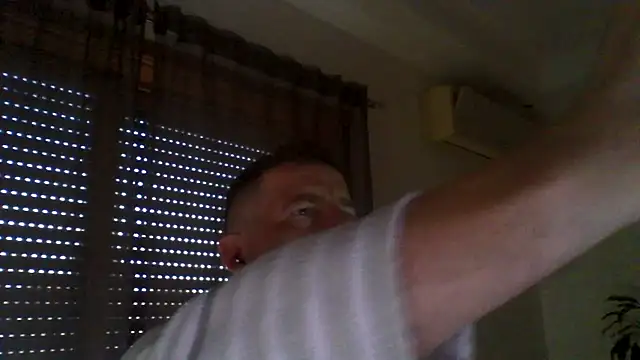 Snapshot of _grj1 chatting on April 2026 06:13:01 AM grj1 online show from April 2026 06:13:01 AM