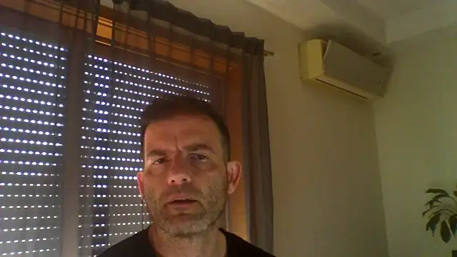 Snapshot of _grj1 chatting on April 2026 08:53:01 AM grj1 online show from April 2026 08:53:01 AM