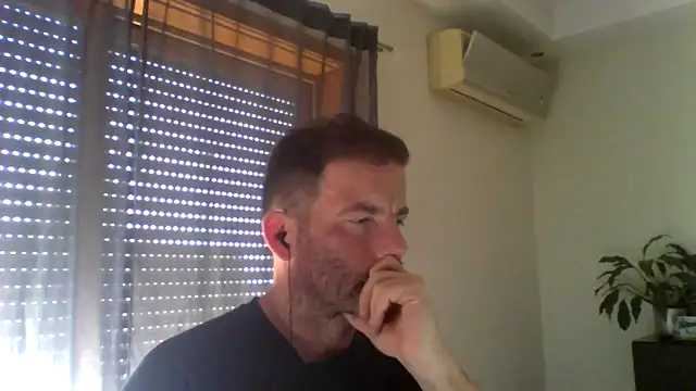 Snapshot of _grj1 chatting on May 2026 12:43:01 PM grj1 online show from May 2026 12:43:01 PM