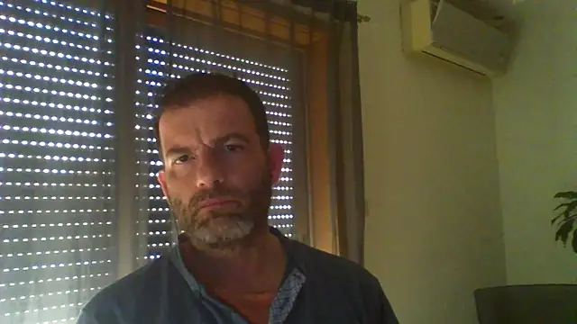 Snapshot of _grj1 chatting on May 2026 06:38:02 PM grj1 online show from May 2026 06:38:02 PM