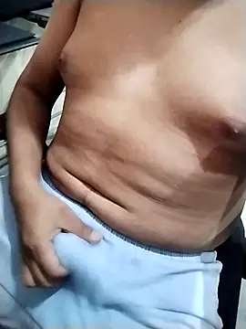 Snapshot of lovepirate009 chatting on February 2026 06:40:02 AM lovepirate009 online show from February 2026 06:40:02 AM