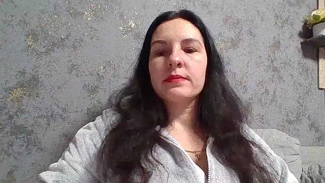 Snapshot of HollySecret77 chatting on January 2026 06:00:02 PM HollySecret77 online show from January 2026 06:00:02 PM