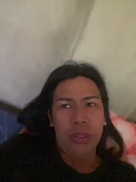 Snapshot of BriannaCruz24 chatting on May 2026 02:17:01 AM BriannaCruz24 online show from May 2026 02:17:01 AM