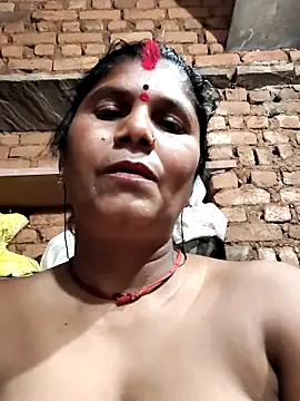 Snapshot of Hot_di97 chatting on February 2026 07:47:01 AM Hot di97 online show from February 2026 07:47:01 AM