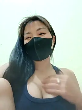 Snapshot of Lyly-68688 chatting on February 2026 03:49:01 AM Lyly-68688 online show from February 2026 03:49:01 AM