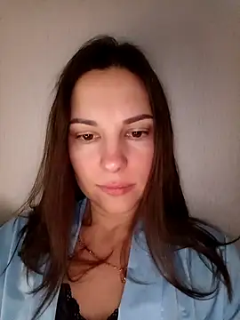 Snapshot of She-Moon chatting on February 2026 06:36:02 PM She-Moon online show from February 2026 06:36:02 PM