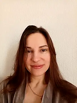 Snapshot of She-Moon chatting on February 2026 08:02:01 AM She-Moon online show from February 2026 08:02:01 AM