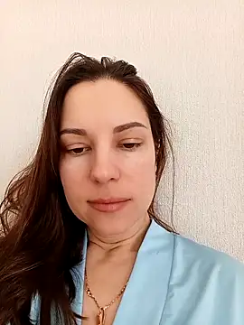 Snapshot of She-Moon chatting on February 2026 08:23:02 AM She-Moon online show from February 2026 08:23:02 AM