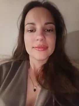 She-Moon online show from May 2026 06:49:01 PM