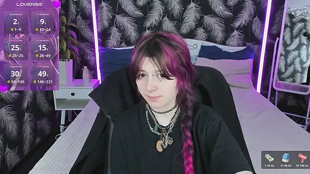Ashley Veil online show from May 2026 08:17:01 PM