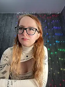 Snapshot of coy_girl_ chatting on February 2026 12:19:01 PM coy girl online show from February 2026 12:19:01 PM