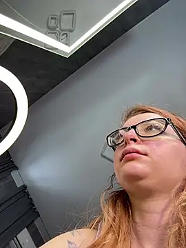 Snapshot of coy_girl_ chatting on February 2026 11:05:02 AM coy girl online show from February 2026 11:05:02 AM