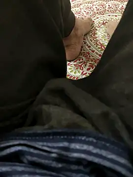 Snapshot of KGF786 chatting on January 2026 04:01:01 PM KGF786 online show from January 2026 04:01:01 PM