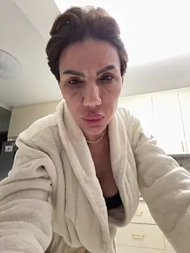 Missolevelvet online show from February 2026 01:43:02 AM