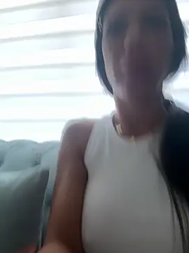 Missolevelvet online show from May 2026 08:19:02 AM