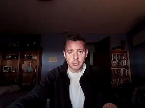 chrisw8140 online show from February 2026 08:45:01 PM