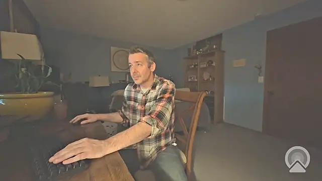 chrisw8140 online show from April 2026 01:19:02 AM