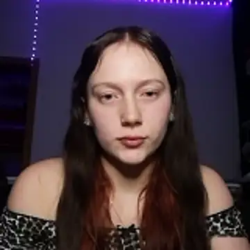 Snapshot of YoungLisaa18 chatting on January 2026 08:03:01 PM YoungLisaa18 online show from January 2026 08:03:01 PM