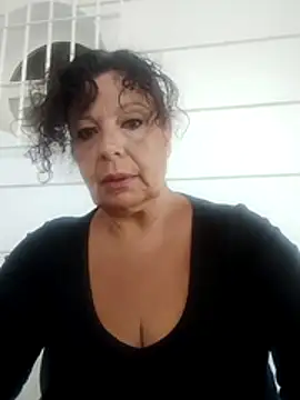 anaisytu online show from May 2026 07:04:02 AM