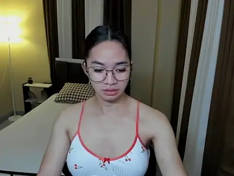 Snapshot of Asian_Bigcock_Marian chatting on February 2026 05:15:01 AM Asian Bigcock Marian online show from February 2026 05:15:01 AM