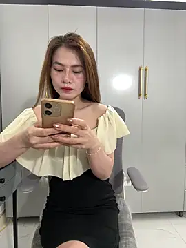 Llabi2k online show from May 2026 07:52:01 PM