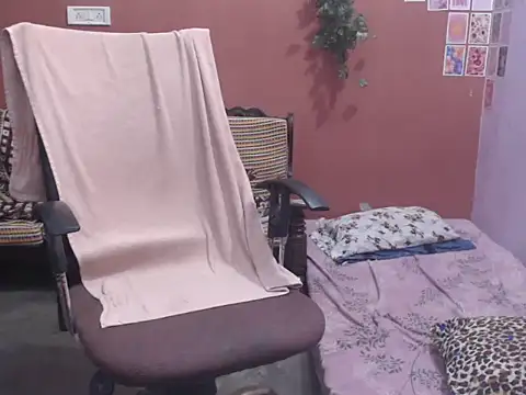 Joyti010 online show from July 2026 07:05:02 PM