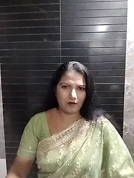 Loveina horny online show from February 2026 06:41:02 AM