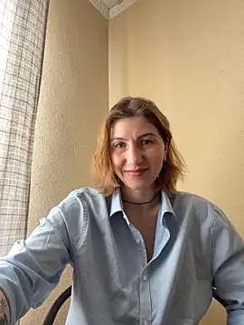 Snapshot of _Crystal_2 chatting on February 2026 08:52:01 AM Crystal 2 online show from February 2026 08:52:01 AM