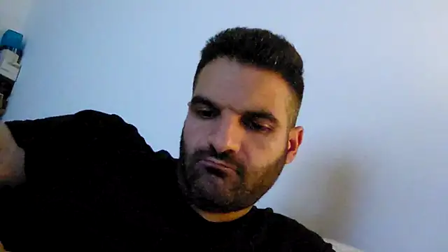 Snapshot of marios87xxl chatting on March 2026 11:32:01 PM marios87xxl online show from March 2026 11:32:01 PM