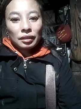 Snapshot of kaia-cam chatting on January 2026 11:26:01 AM kaia-cam online show from January 2026 11:26:01 AM