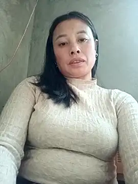 Snapshot of kaia-cam chatting on January 2026 05:33:02 AM kaia-cam online show from January 2026 05:33:02 AM