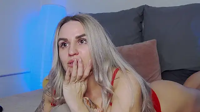 Snapshot of _KSmith_ chatting on February 2026 07:02:01 AM KSmith online show from February 2026 07:02:01 AM