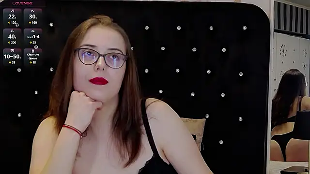 Snapshot of JulieAnnX chatting on February 2026 06:22:01 AM JulieAnnX online show from February 2026 06:22:01 AM