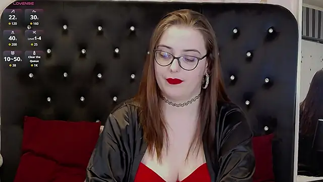 JulieAnnX online show from May 2026 05:57:02 AM