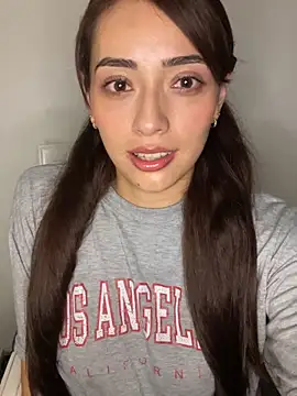 Snapshot of anny_bianchy chatting on February 2026 05:34:02 AM anny bianchy online show from February 2026 05:34:02 AM