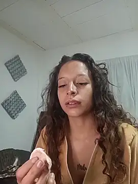 AlexxaAndRileyy online show from May 2026 02:02:02 PM