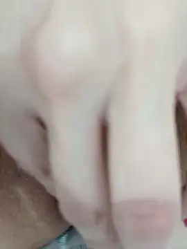 Snapshot of Maya-Parllo chatting on April 2026 08:06:02 PM Maya-Parllo online show from April 2026 08:06:02 PM