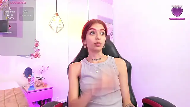 Snapshot of april_jones05 chatting on February 2026 11:39:02 AM april jones05 online show from February 2026 11:39:02 AM