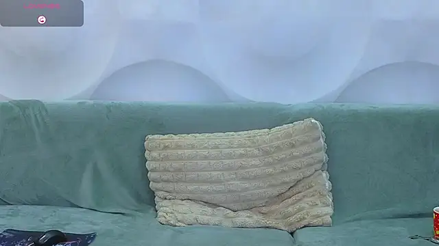 Snapshot of Sinderelka chatting on January 2026 08:53:02 AM Sinderelka online show from January 2026 08:53:02 AM