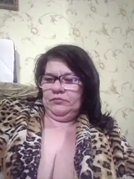 NysiOlsen online show from April 2026 05:29:01 PM