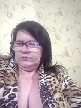 NysiOlsen online show from May 2026 06:24:02 PM