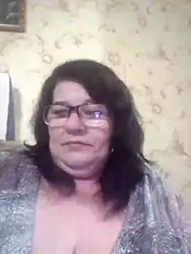 NysiOlsen online show from May 2026 06:49:02 PM