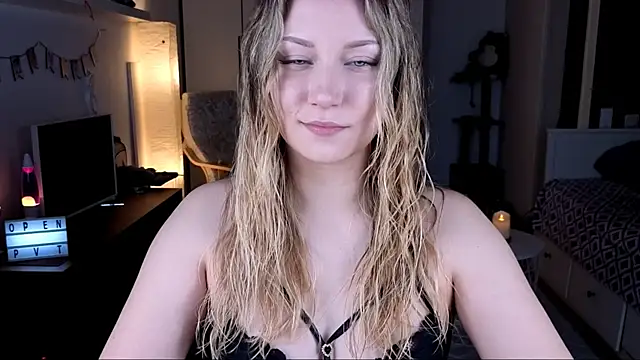 missyourtouch online show from May 2026 06:28:02 PM