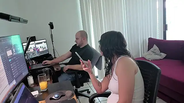 lustfulc99 online show from April 2026 05:13:02 PM