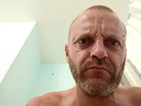 sterng6969 online show from April 2026 01:09:02 PM