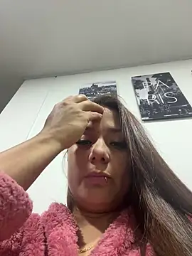 Pretty  Milf online show from April 2026 11:13:01 PM